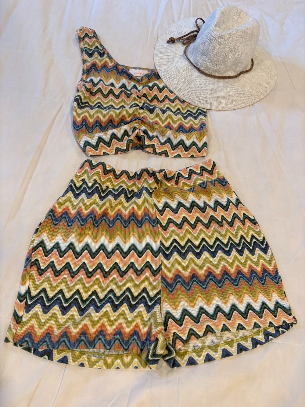 COLSIE Shorts Pajama Set Chevron Mustard Multi-Color Sz M Relaxed Slumber Party